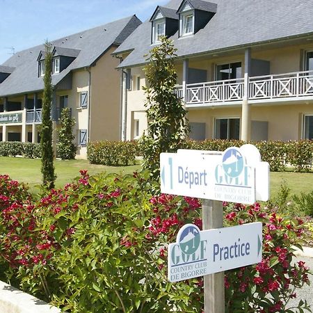 Le Domaine Du Golf Country Club De Bigorre Hotel Pouzac Exterior foto
